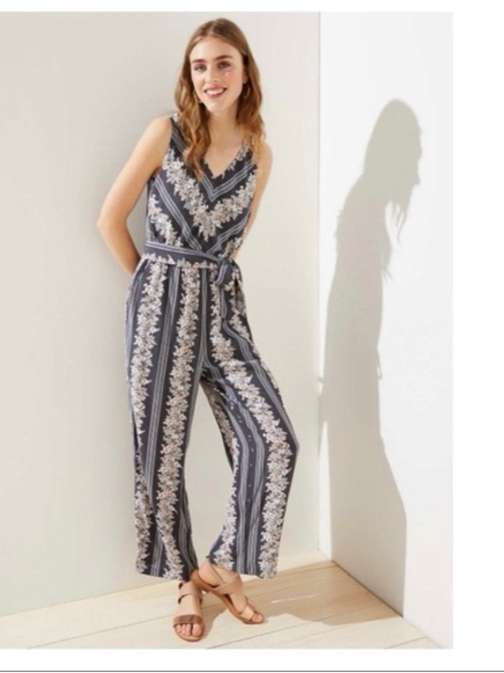 LOFT Navy and Cream Floral Stripe Sleeveless Jumpsuit Sz M